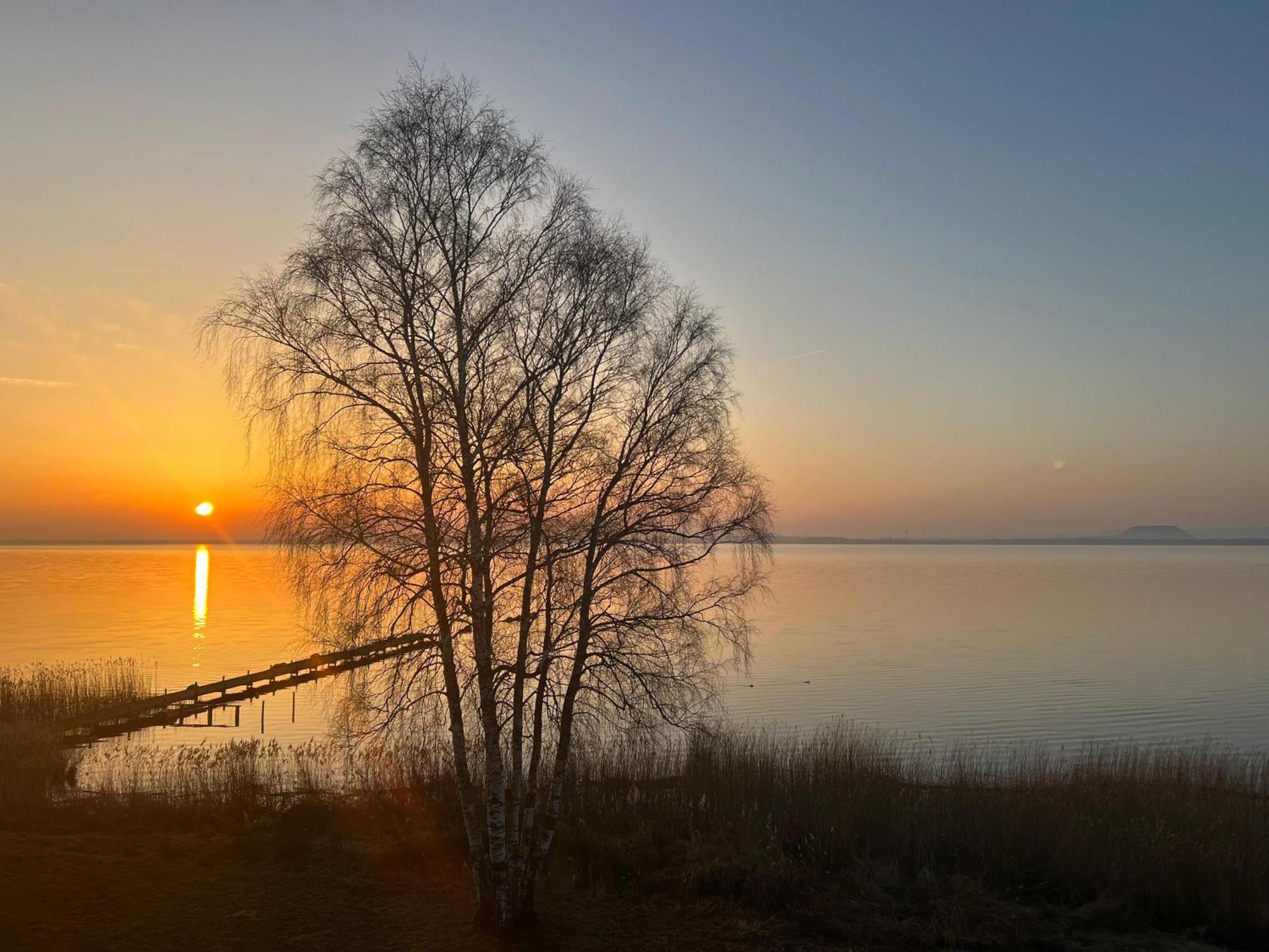 Ferienwohnung Sunrise - Mit Direktem Blick Auf Das Steinhuder Meer - Мардорф Экстерьер фото
